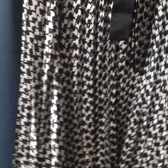 Cocktail Dress - Picture 3 of 5